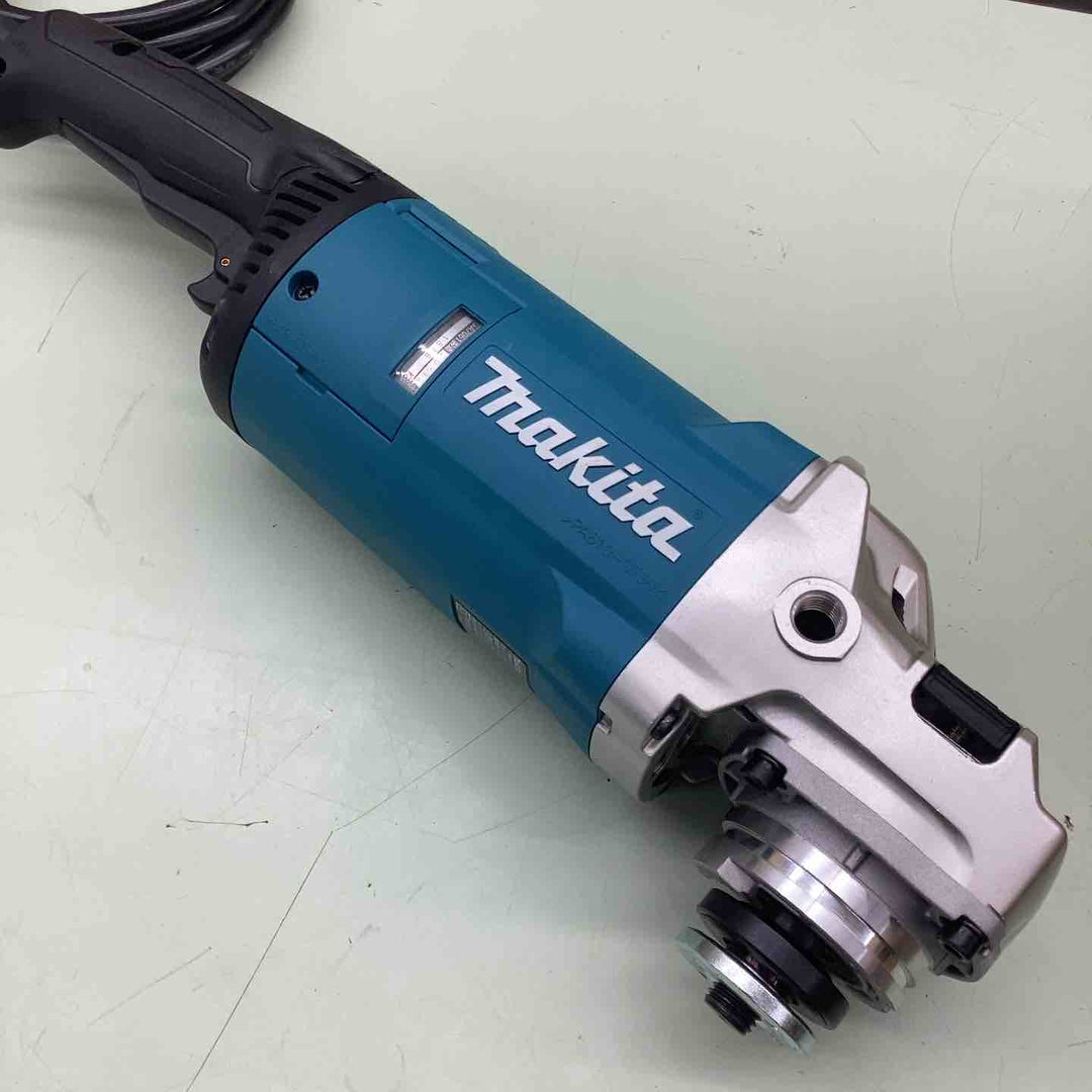 マキタ(makita) 180mm 100V ディスクグラインダ GA7061F 低振動 高耐久 最大出力2,200W サイドグリップ スーパージョイントシステム 【越谷店】