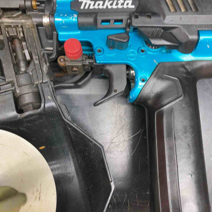 ★マキタ(makita) 高圧エア釘打ち機 AN514HM【川越店】