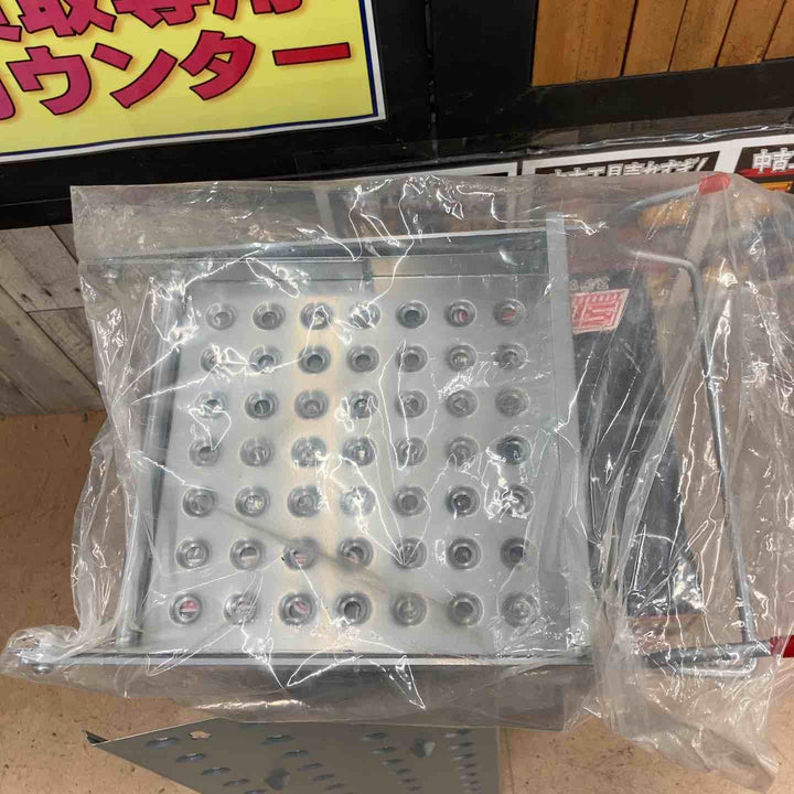 【未使用品】 【店頭受取り限定】 STEP 8/ステップエイト 脚立 足場 踏み台 SE-2AMO 【東大和店】