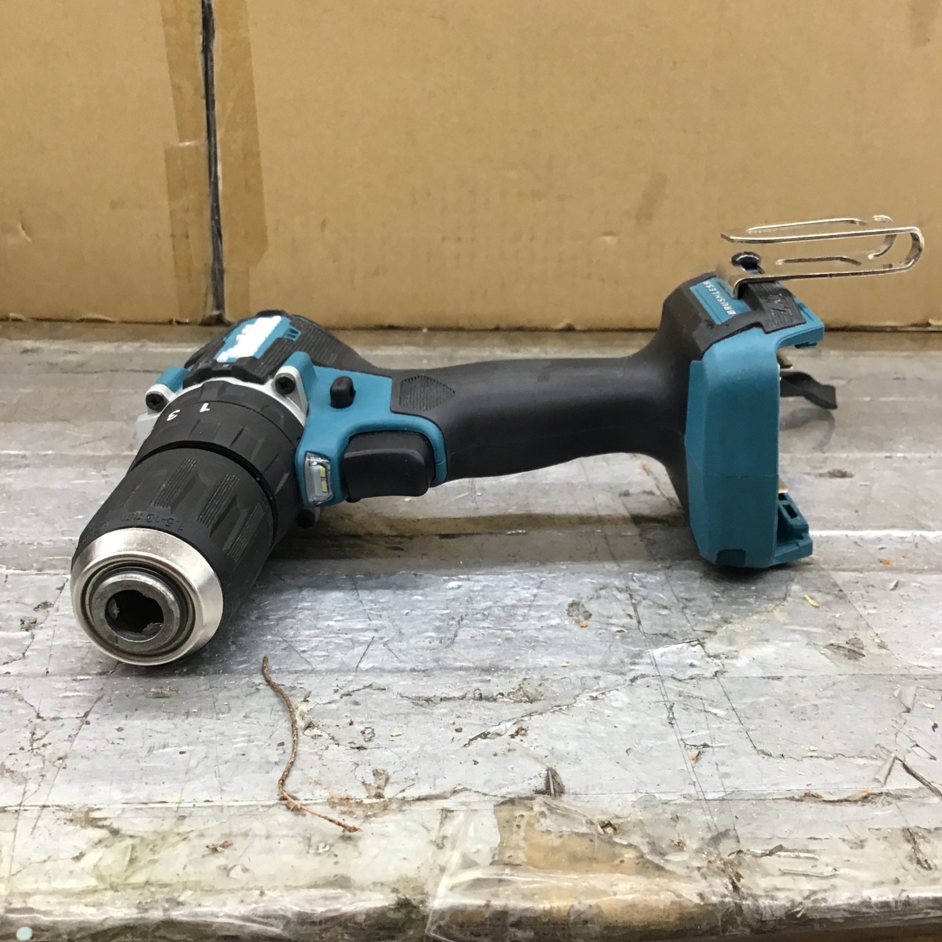 ☆マキタ(makita) コードレス振動ドリルドライバー HP487DZ【所沢店