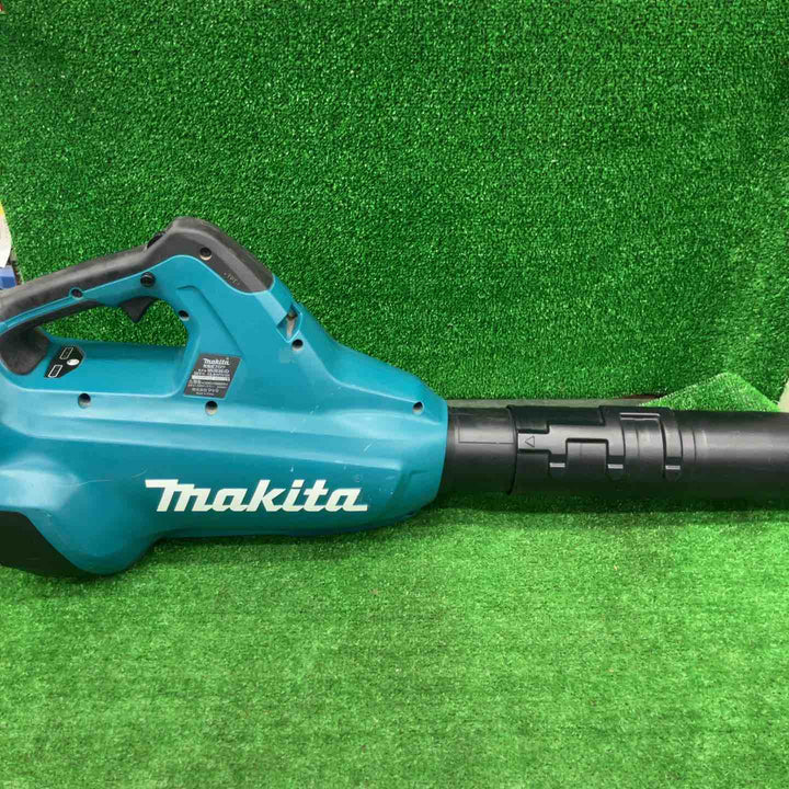 【中古美品】◇マキタ(makita) コードレスブロワ MUB362DPG2 18V 6.0Ahバッテリー2個 充電器つき【桶川店】