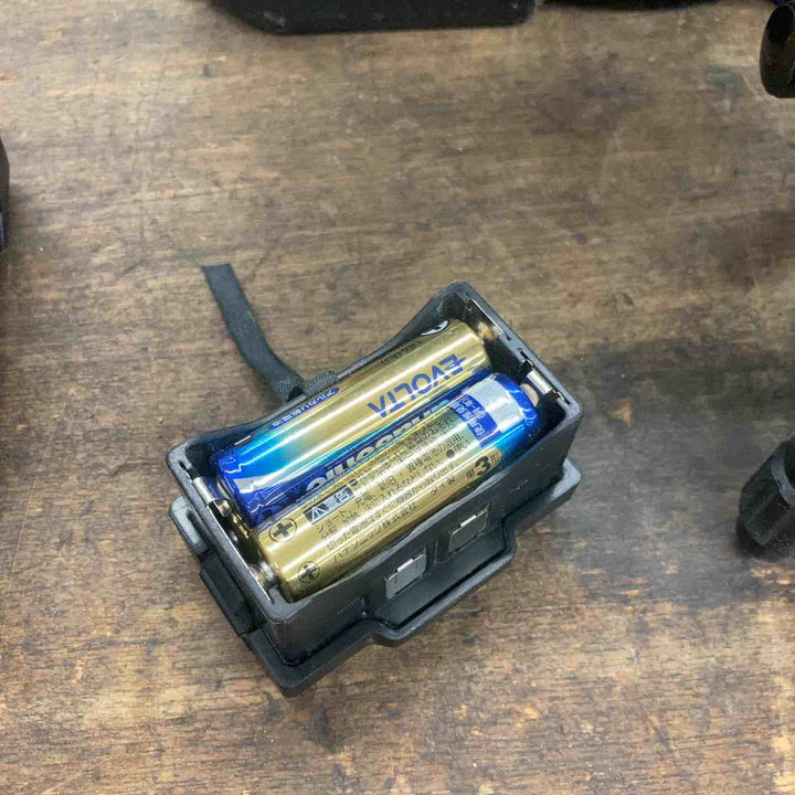 ◇VOICE レーザー墨出し器 5ラインレーザー Model-R5【八潮店】