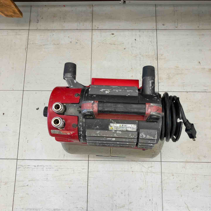 ◇マックス(MAX) 常圧エアコンプレッサ AK-715P3[5] (715PIII)【鴻巣店】