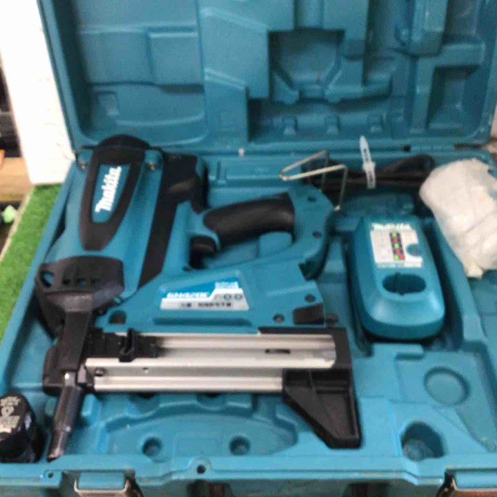 ★マキタ(makita) コードレスコンクリート用ガスピン打ち機 GN420C【町田店】