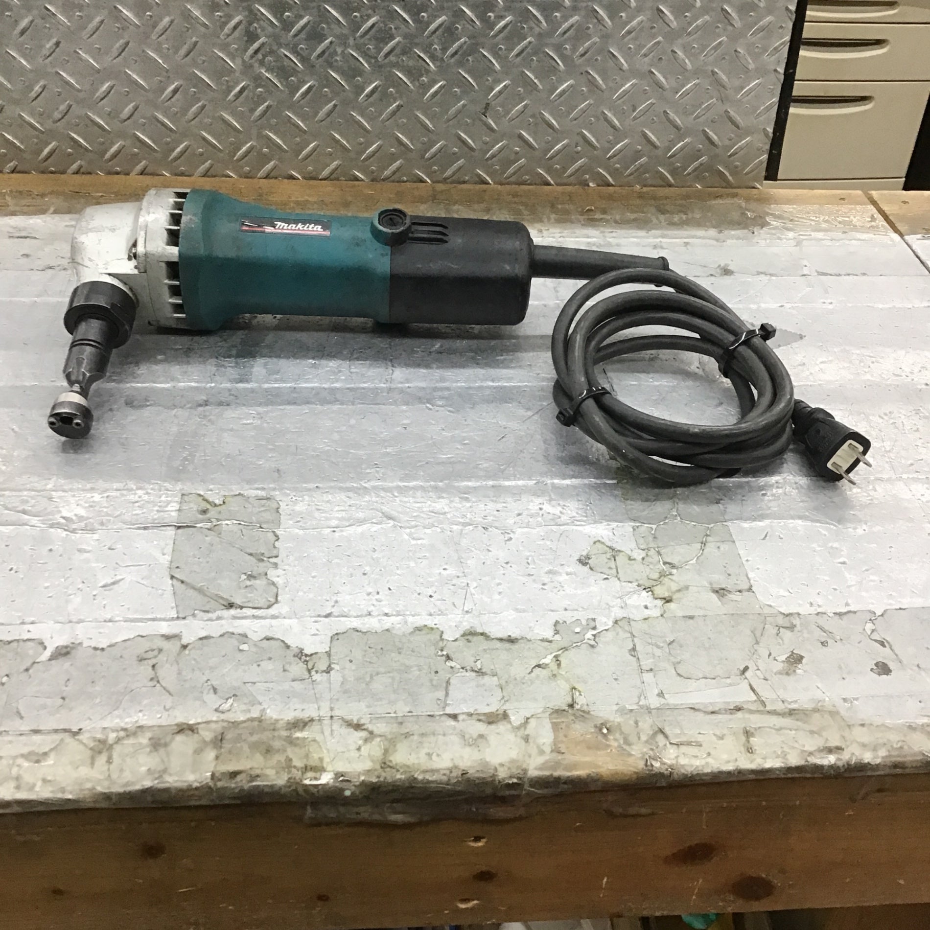 ☆マキタ(makita) ニブラ JN1601【所沢店】 – アクトツールオンライン