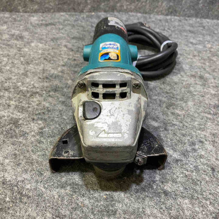 マキタ(makita) ディスクグラインダ 低速高トルク ブレーキ付 100mm 9533BLA【桶川店】