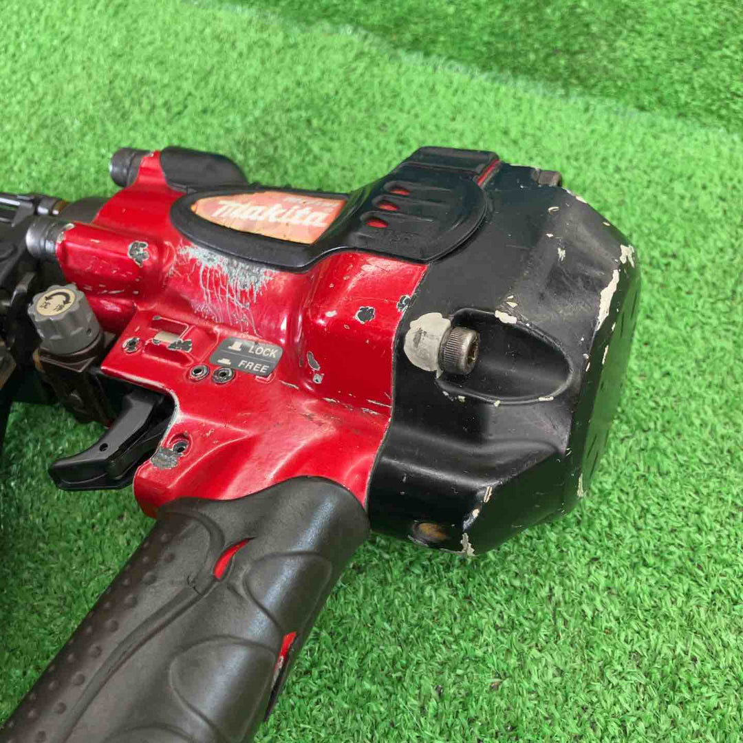 【中古品】 マキタ/makita 高圧エア釘打ち機・AN711H 【桶川店】
