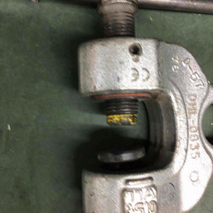 ◇イーグルクランプ(今野製作所) 500kg 0.5t ねじ式クランプ SBB-0.5 全方向【戸田店】