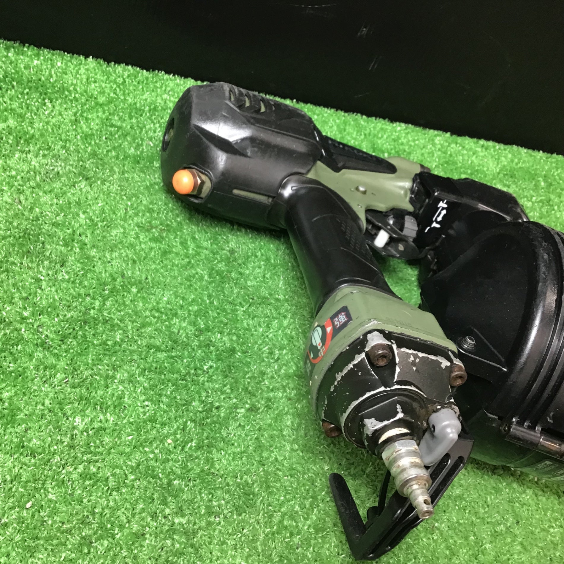 〇ハイコーキ(HIKOKI ※旧:日立工機) 高圧エア釘打ち機 NV65HR2(SAG