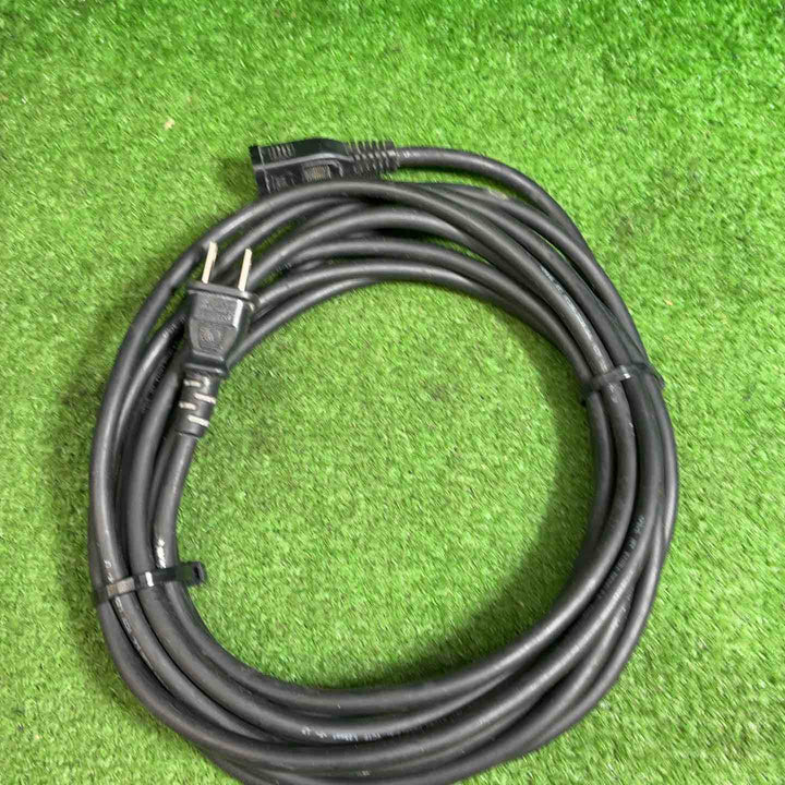 マキタ(makita) 小型集じん機 乾式 450(P)【藤沢店】