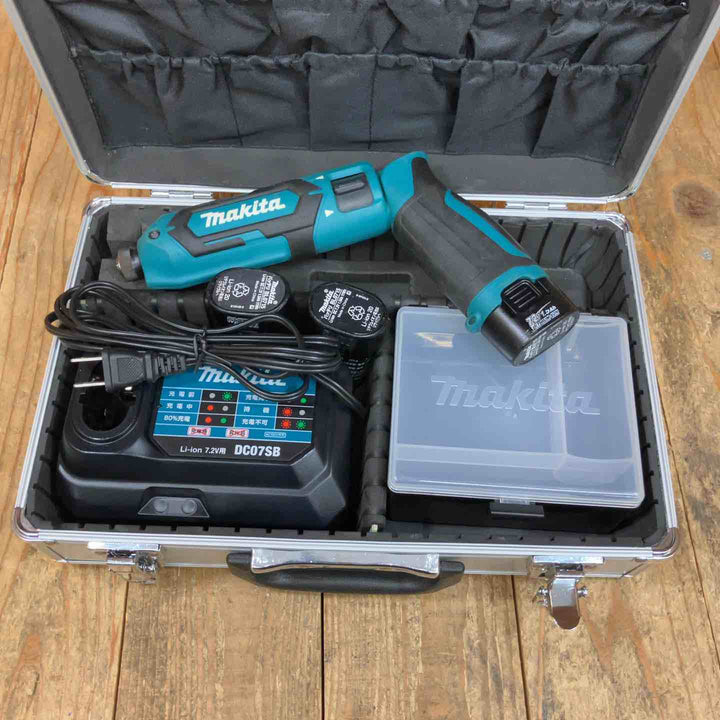 ★マキタ(makita) コードレスペンインパクトドライバー TD022DSHX ケース(7.2V1.5Ahバッテリー*3、充電器)【所沢店】