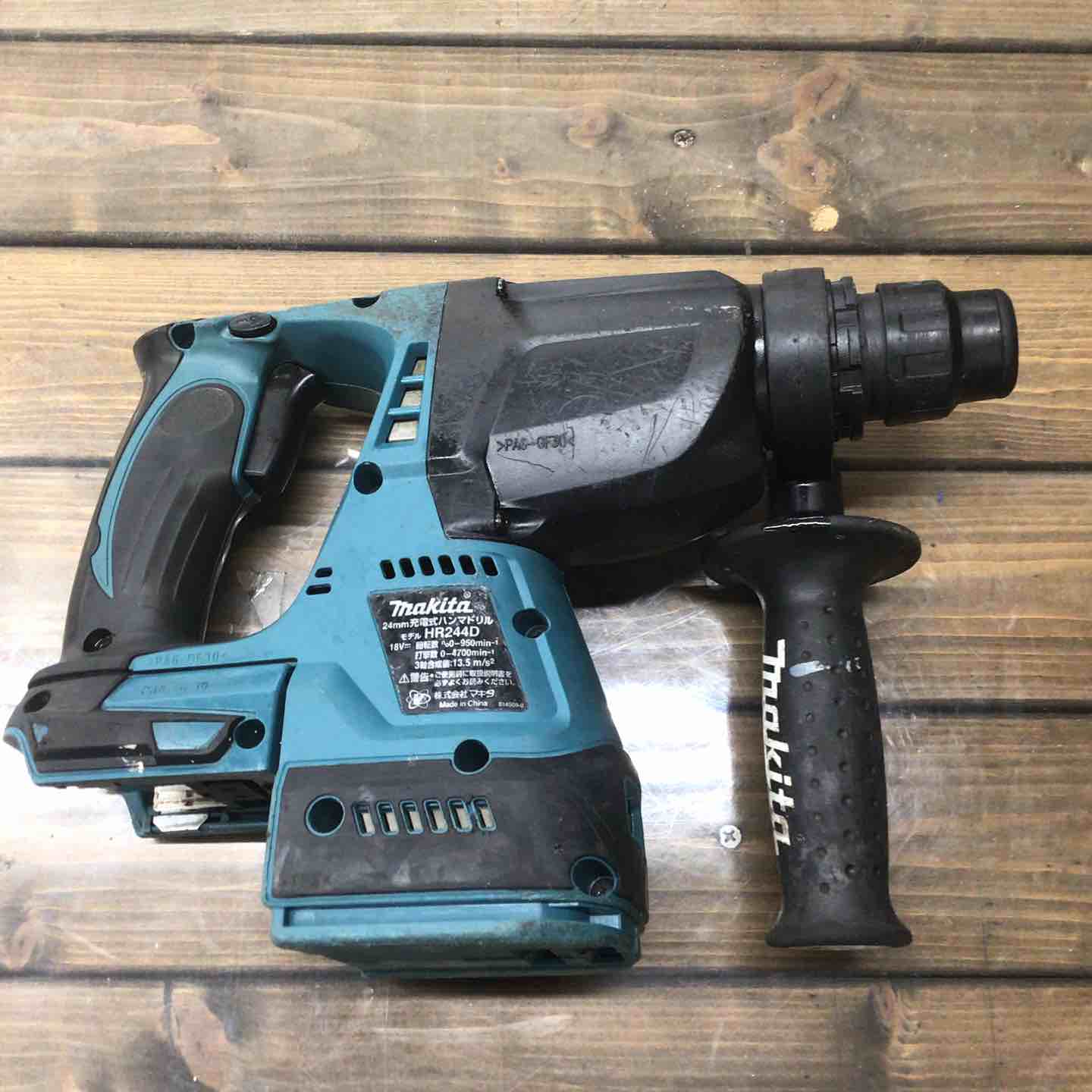 マキタ makita HR244DZ 18V 充電式ハンマードリル 本体のみ【船橋馬込店】【店頭取引限定】【中古】ITWDBS3F3T24 マキタ makita HR244DZ 18V 充電式ハンマードリル 本体のみ【船橋馬込