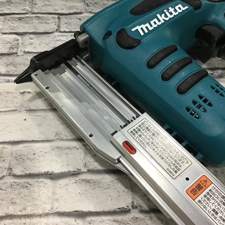 〇マキタ(makita) コードレスピンネイラ PT350DZK【川口店】