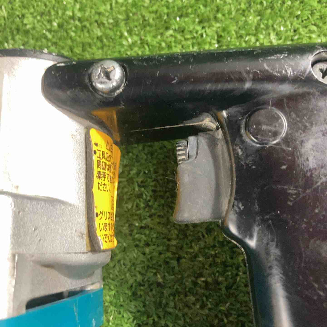 ★マキタ(makita) 電動ケレン HK1810【川崎店】