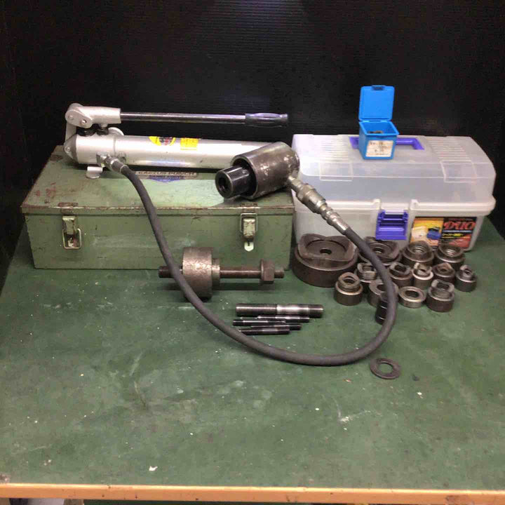 ◇カクタス(CACTUS) 手動油圧式パンチャー CP-3【戸田店】