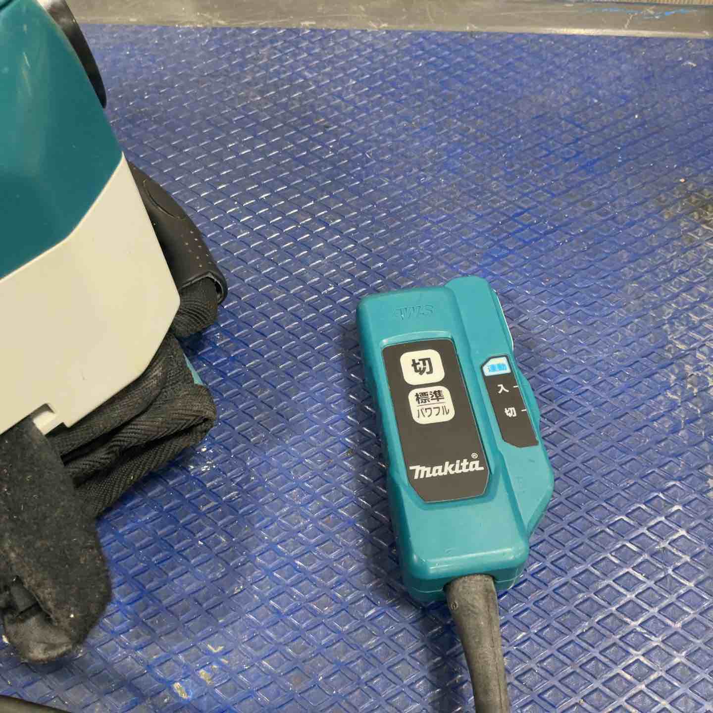 マキタ(makita) コードレス背負集じん機 乾式 VC265DZ 【東大和店