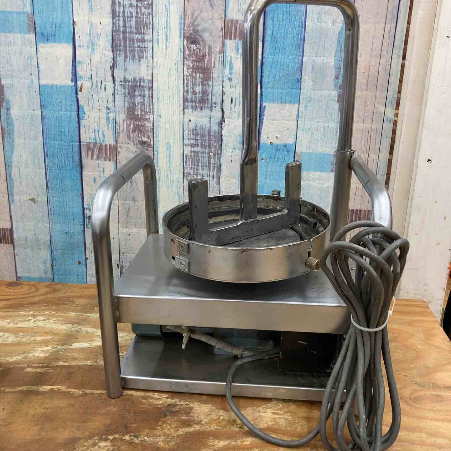 ミキスタ工業　撹拌機 シーリング材用撹拌機 | ミキスタ工業株式会社｜缶回転式撹拌機から