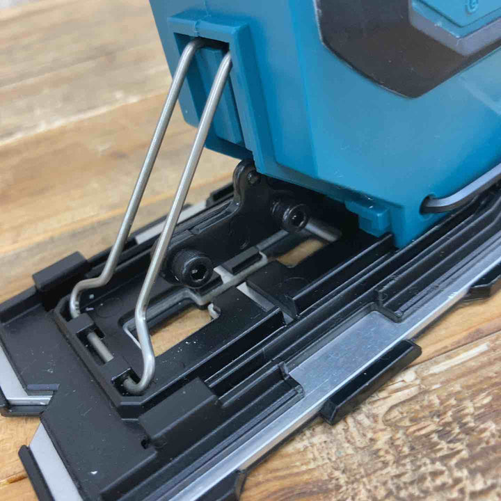 マキタ(makita) コードレスボードカッタ SD180DZ 【東大和店】