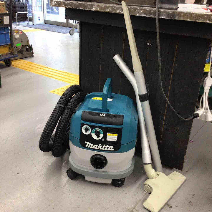 ★マキタ(makita) 集じん機 乾湿両用 VC0820【戸田店】