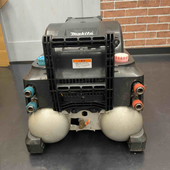 マキタ(makita) エアコンプレッサー AC460XL【藤沢店】