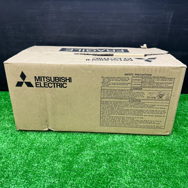 【未使用品】三菱電機 ノーヒューズブレーカー NF400-CW 3P 400A ノーヒューズ遮断器【電材館越谷店】