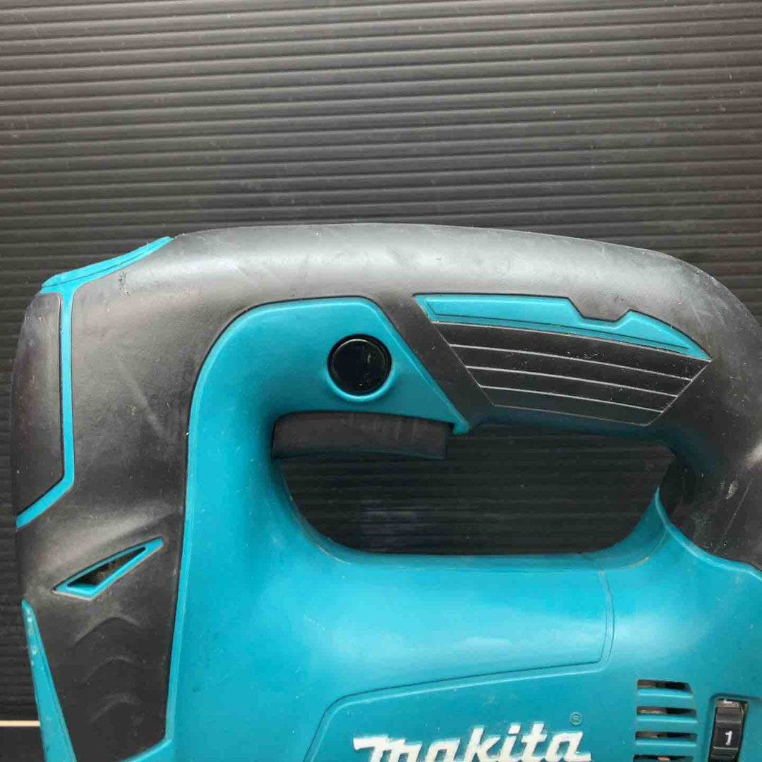 ☆マキタ(makita) コードレスジグソー JV142DZK【川越店】