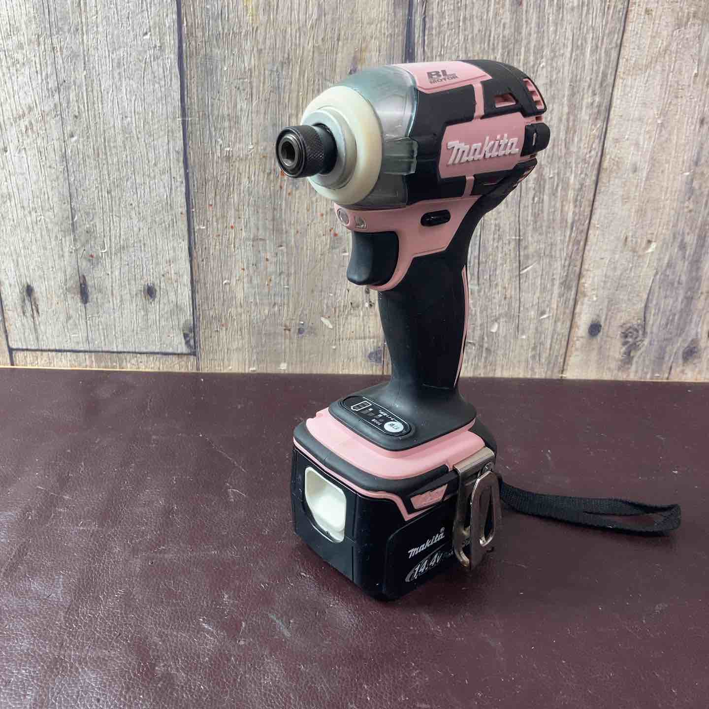 【中古品】 マキタ(makita) コードレスインパクトドライバー TD137DZP 【東大和店】 中古品】 マキタ(makita) コードレスインパクトドライバー TD137DZP
