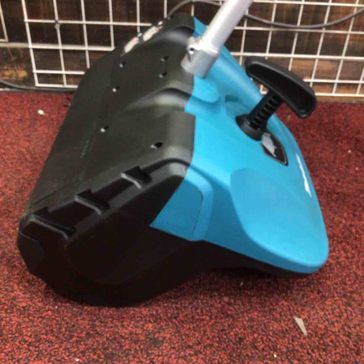 ◇makita(マキタ) 雪かきアタッチメント SN400MP 12インチ【町田店】
