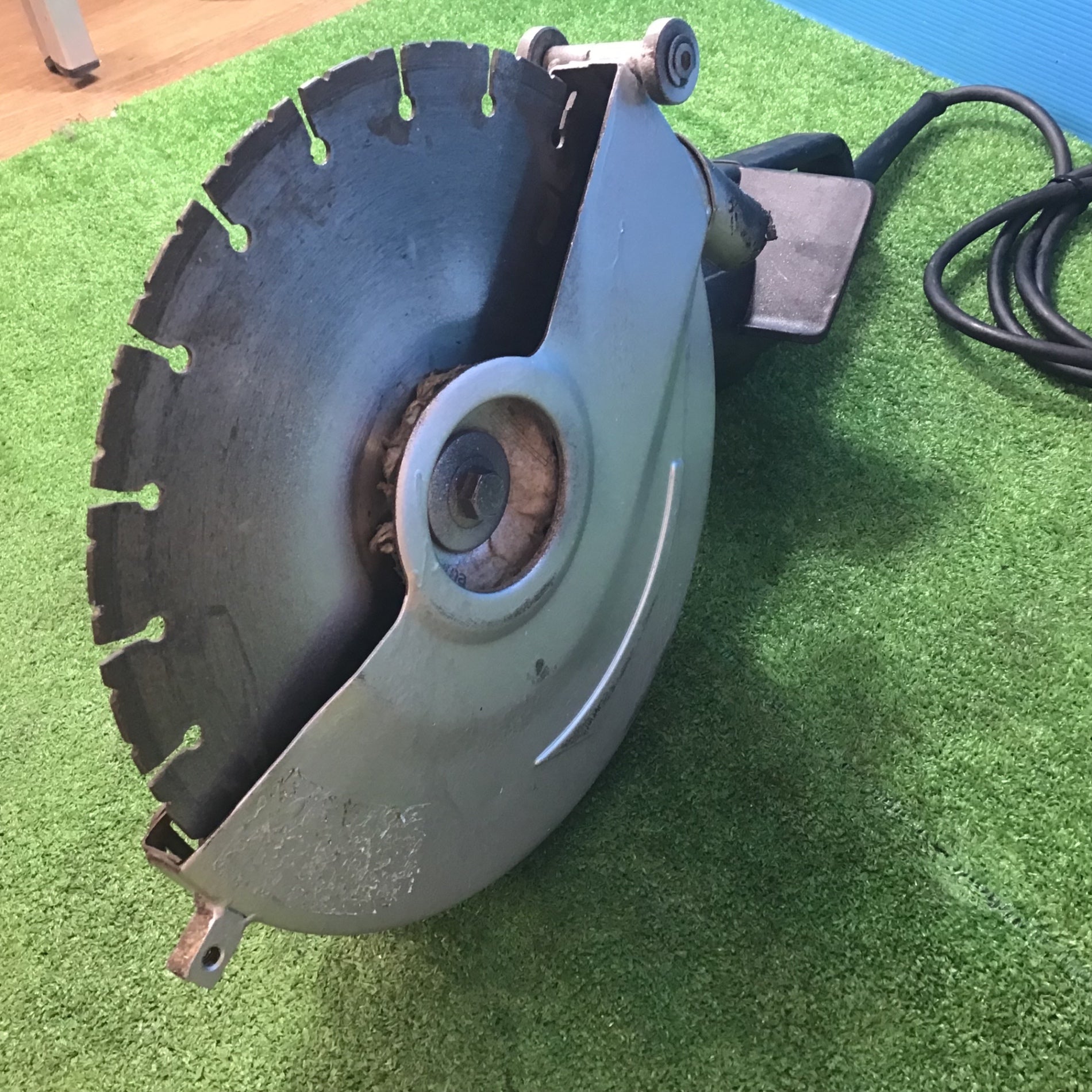 〇マキタ(makita) 305mm コンクリートカッター 4112【岩槻店 〇マキタ(makita) 305mm コンクリートカッター 4112【岩槻店