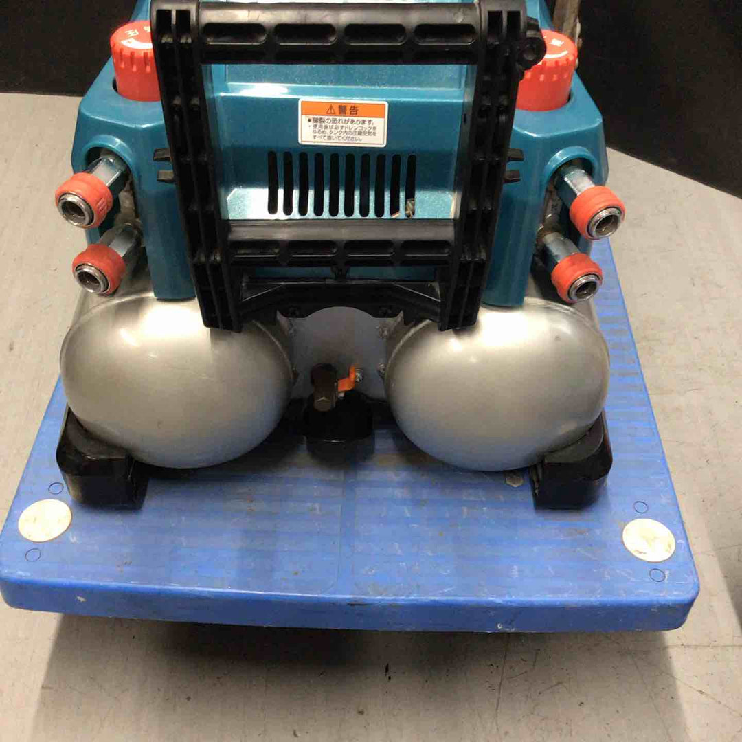 ★マキタ(makita) エアコンプレッサ AC461XGH【戸田店】