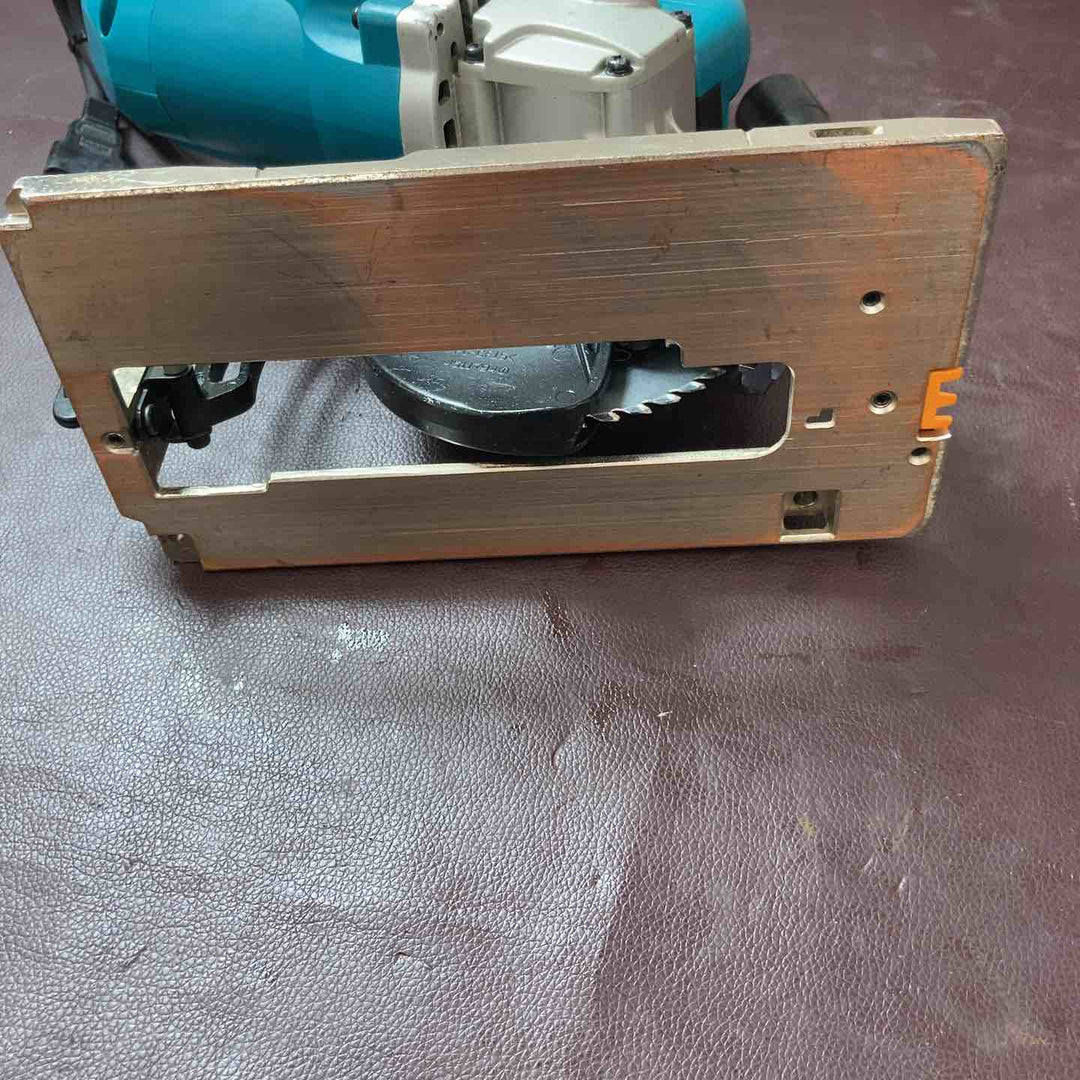 【中古品】 マキタ(makita) 防じん丸のこ KS5200FX マルノコ 【東大和店】