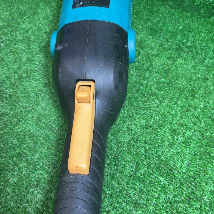 マキタ(makita) 180mm電子ディスクグラインダ GA7011C【藤沢店】