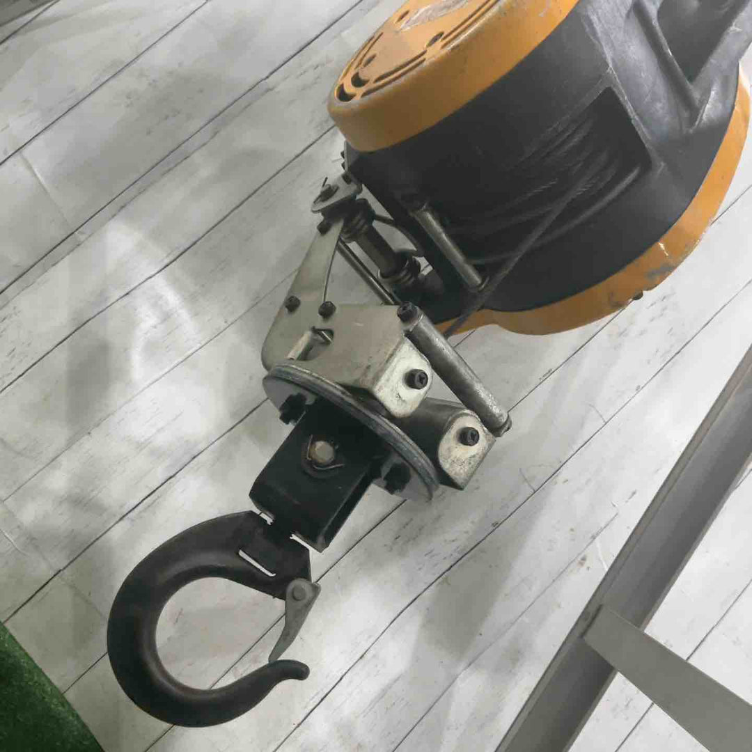 【店頭受取り限定】★リョービ(RYOBI) ウインチ WI-195 動作確認済【川口店】