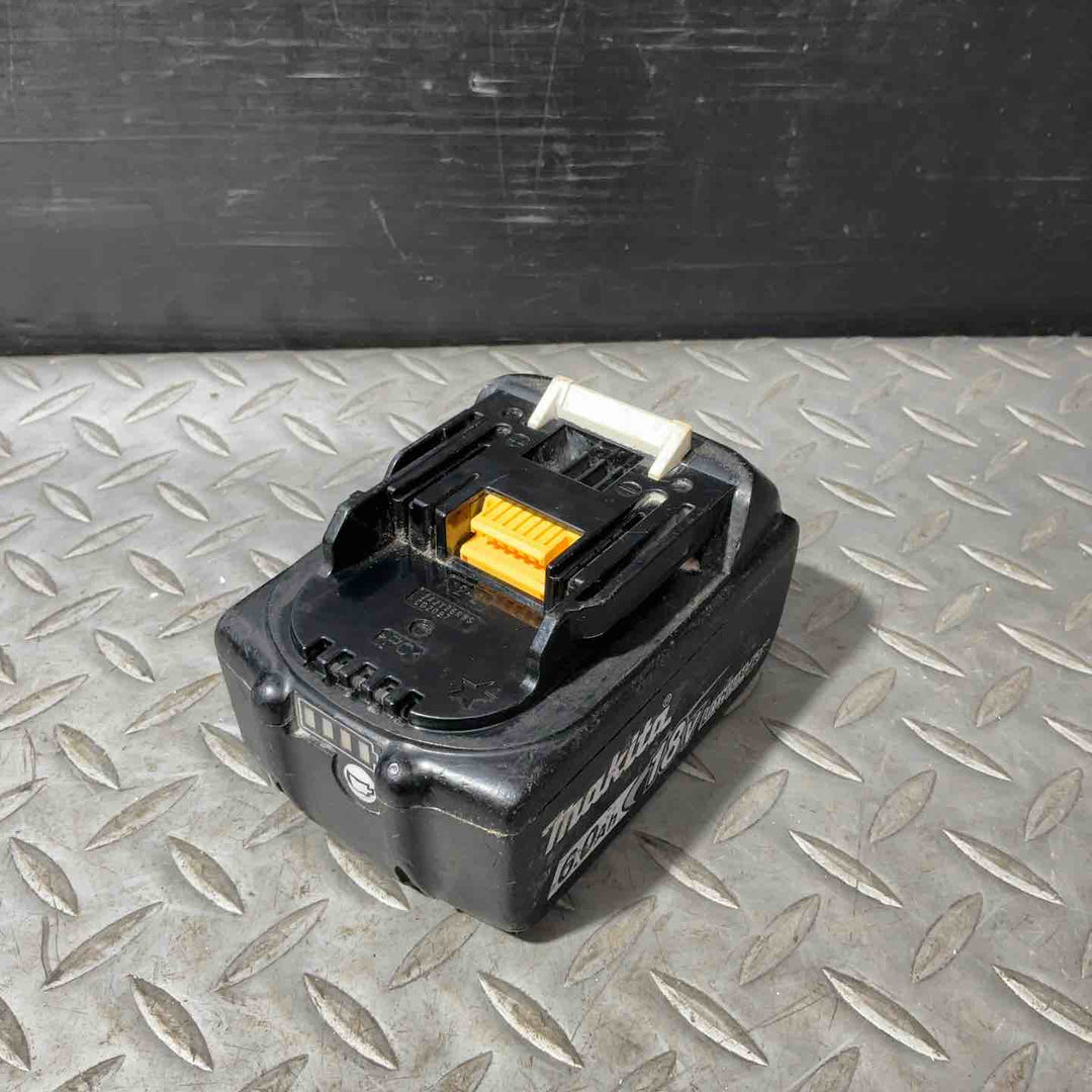 マキタ(makita) コードレス丸のこ HS631DZ 18V/6.0Ah BL1860B バッテリー付き　【草加店】