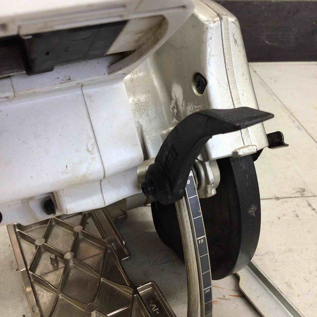 【現状品】 マキタ/makita コードレス丸のこ HS470DZW 【鴻巣店】