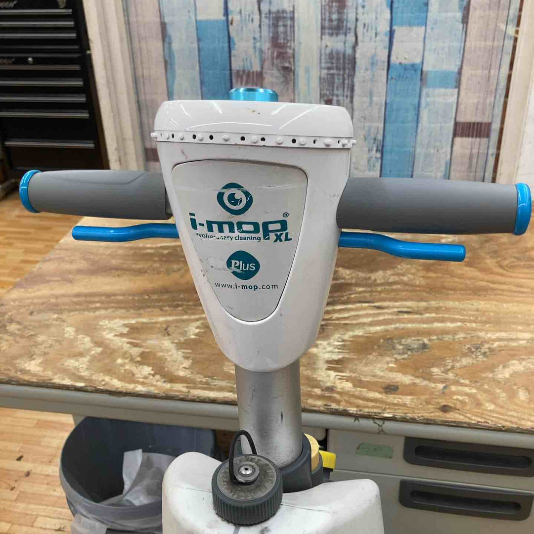 【中古品 / 店頭受取り限定】くうかん/i-team 床用コードレスポリッシャー i-mop XL Basic バッテリー2セット 替えブラシ多数付属【柏店】