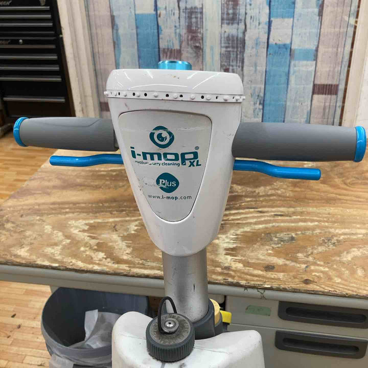 【中古品 / 店頭受取り限定】くうかん/i-team 床用コードレスポリッシャー i-mop XL Basic バッテリー2セット 替えブラシ多数付属【柏店】