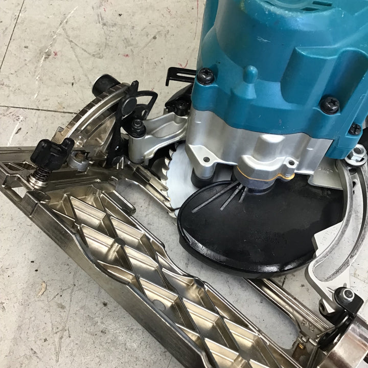 【中古品】 マキタ/makita コードレス丸のこ HS474DZ 【鴻巣店】