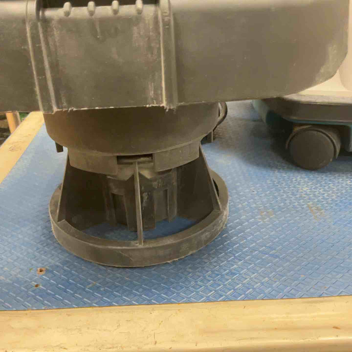 ★マキタ(makita) 集じん機 乾式 484(P) ※型式おそらく【草加店】
