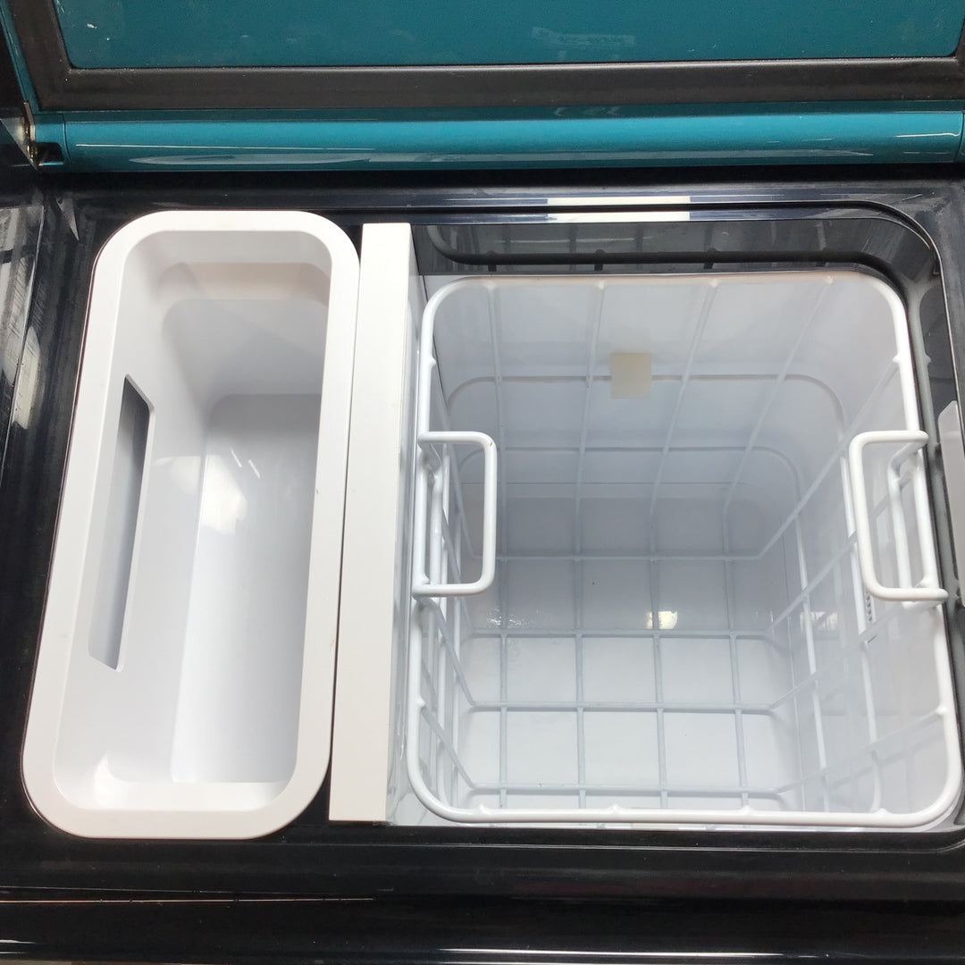 【中古品】★送料無料★マキタ makita 40V コードレス冷温庫 CW004GZ バッテリー2個 充電器付【戸田店】