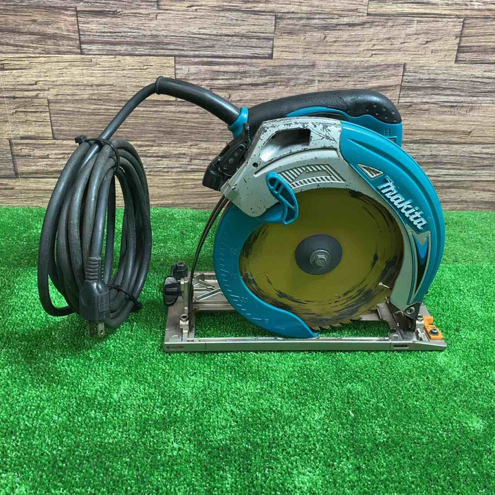 ★マキタ(makita) 180-190mm木工用超硬丸のこ 5837BA【桶川店】