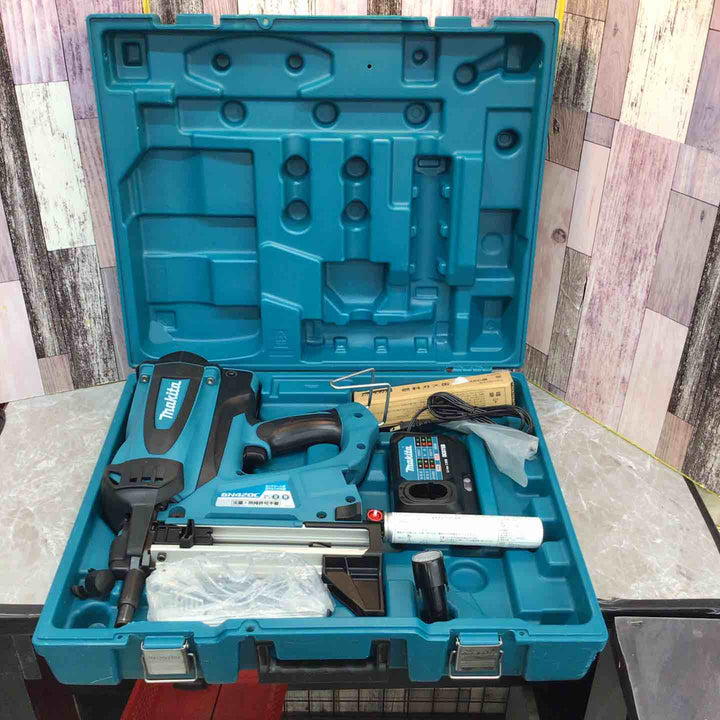 ★マキタ(makita) コードレスコンクリート用ガスピン打ち機 GN420C【八潮店】