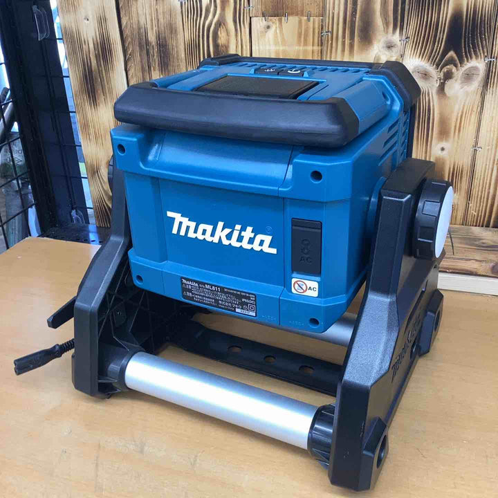 ★マキタ(makita) コードレススタンドライト ML811【越谷店】