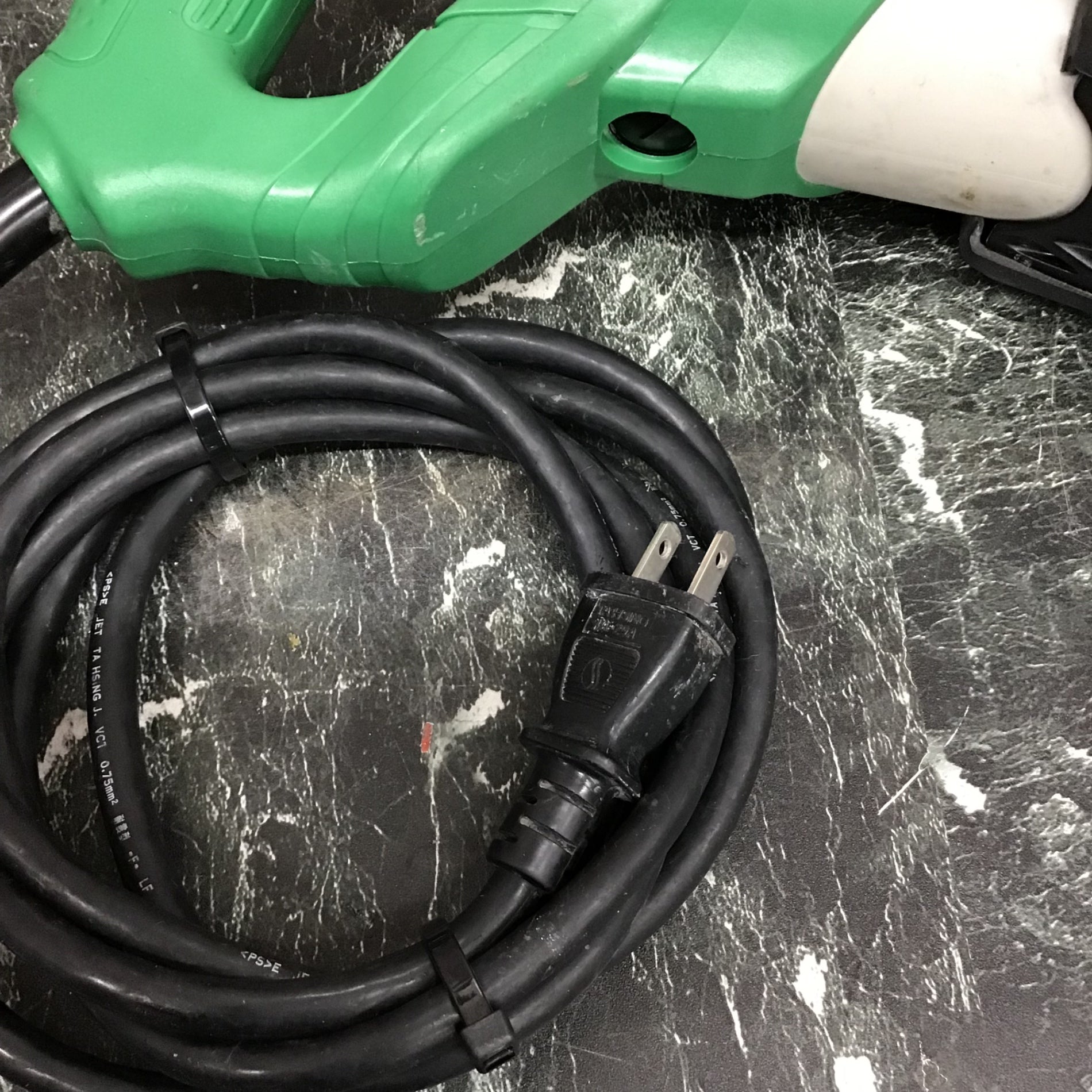 ☆ハイコーキ(HIKOKI ※旧:日立工機) セーバーソー CR13V2【八潮店 ☆ハイコーキ(HIKOKI ※旧:日立工機) セーバーソー CR13V2【八潮店