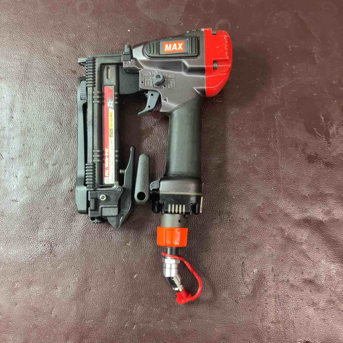 中古品】 マックス(MAX) 高圧エアタッカ HA-R25/7M-G 【東大和店