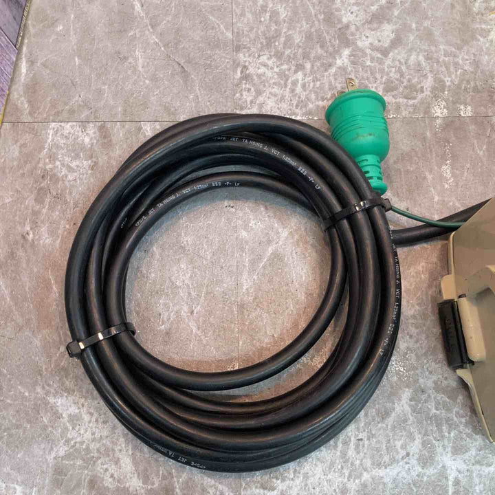 ☆マキタ(makita) 携帯用集じん機 421S(P) 421SP【八潮店】