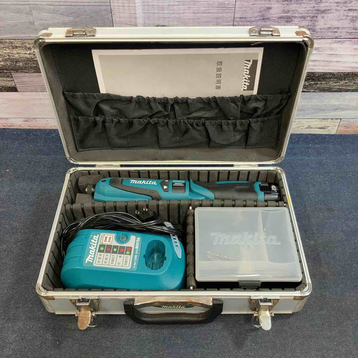 ☆マキタ(makita) 充電式ペンインパクトドライバ TD021DS【八潮店】