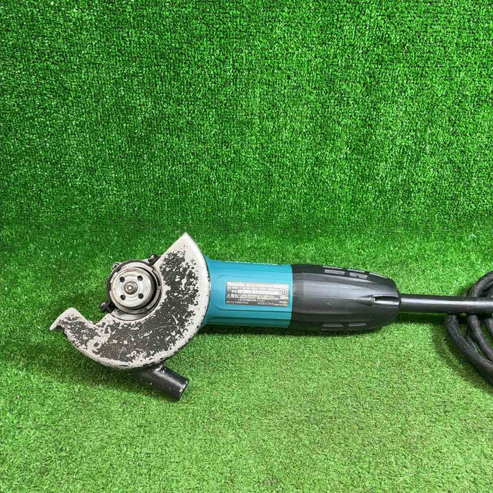 マキタ(makita) 100mmディスクグラインダ GA4033【藤沢店】