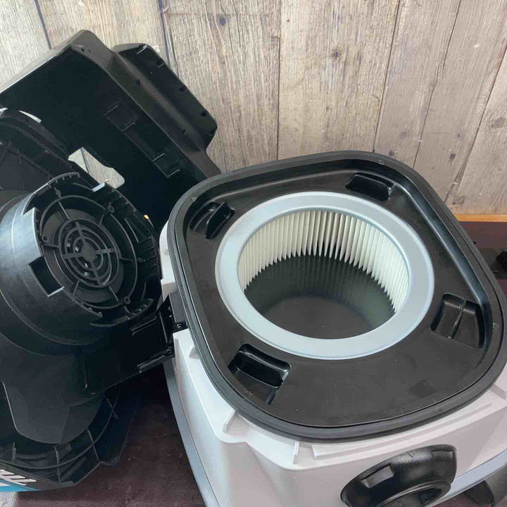【中古美品】 マキタ(makita) 粉じん専用 コードレス集じん機 VC867DZ 【東大和店】
