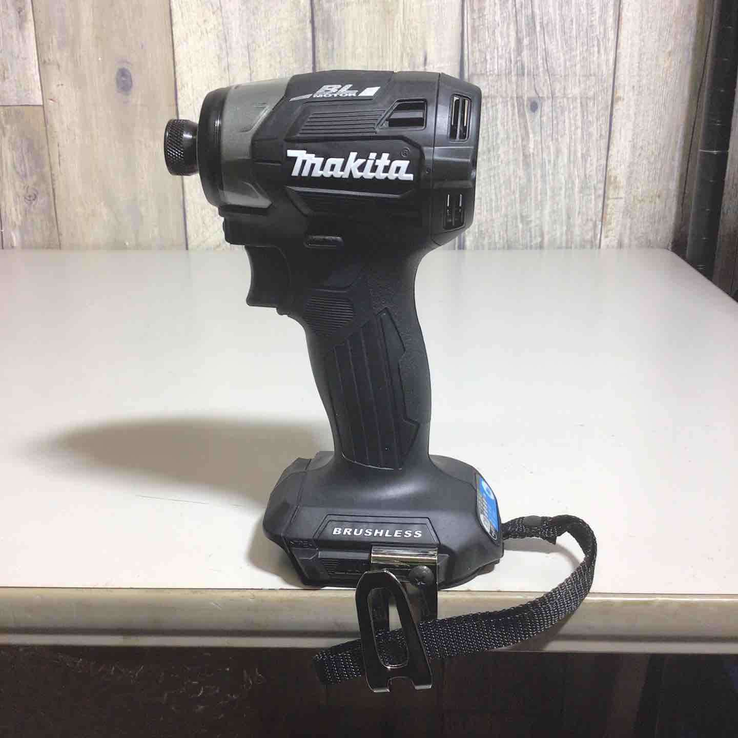 未使用品】 マキタ makita コードレス インパクトドライバー TD173DZB